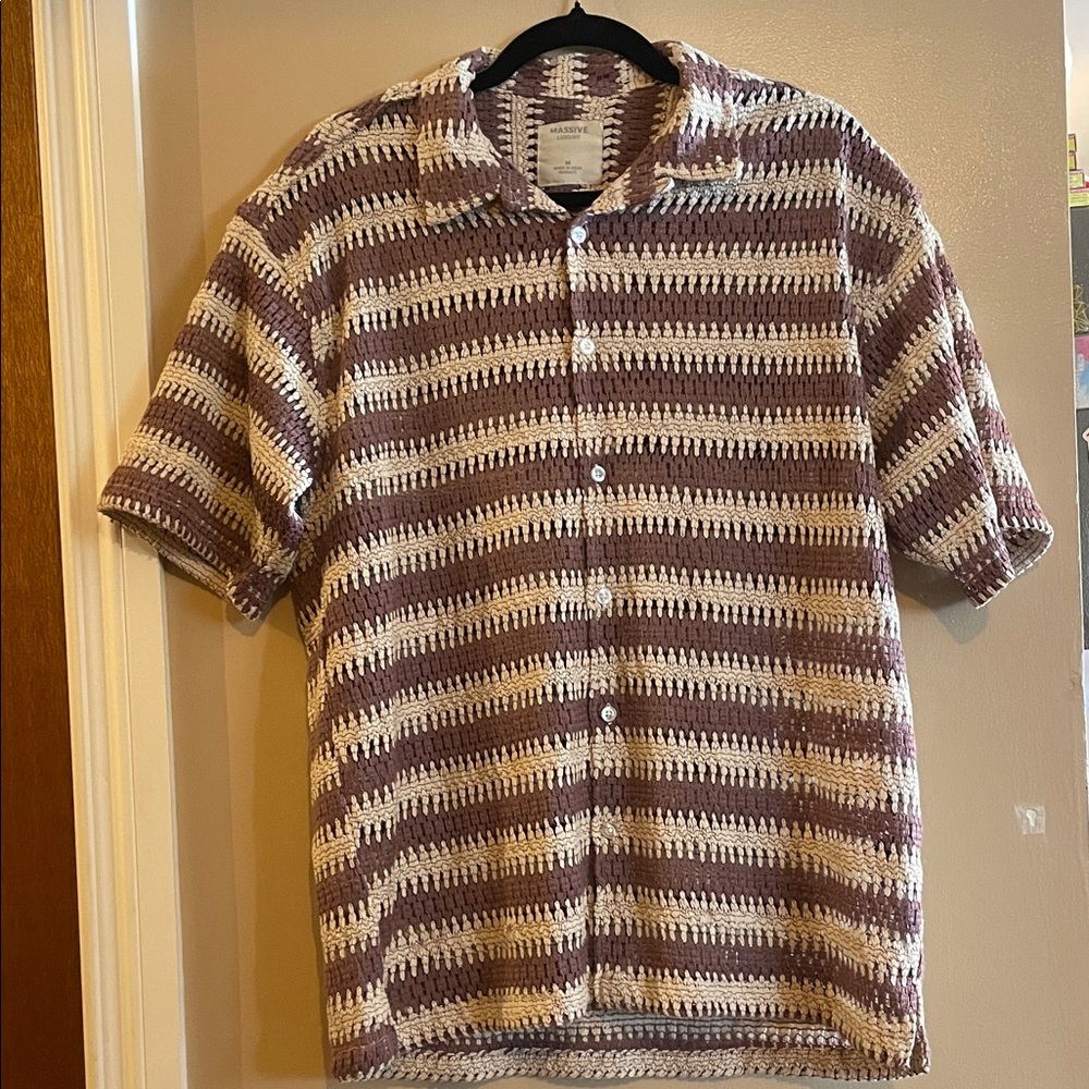 Massive Luxury Men’s Brown & Cream Button-Up Shirt 🤎